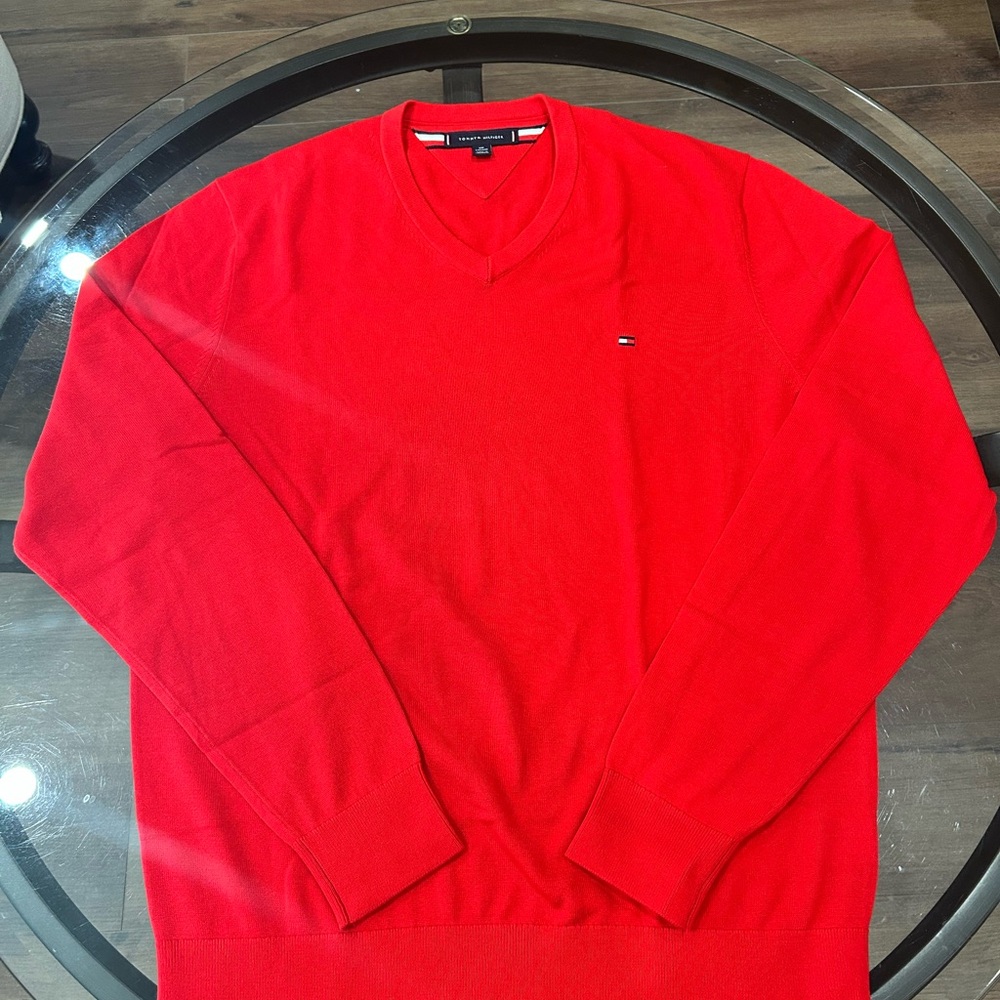 Tommy Hilfiger V-Neck Sweater in Vibrant Red